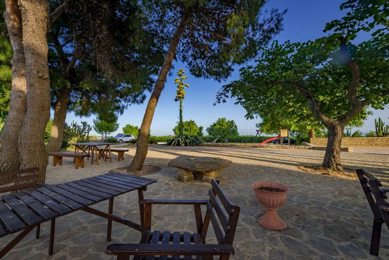 Agriturismo Tenuta Stoccatello Menfi Luaran gambar